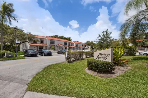 9409 NW 42nd Street Sunrise FL 33351