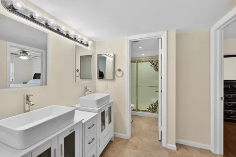 9409 NW 42nd Street Sunrise FL 33351