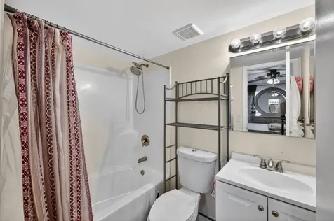 9409 NW 42nd Street Sunrise FL 33351