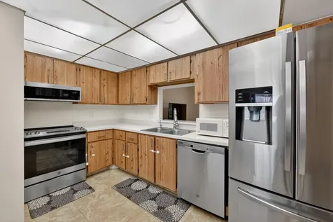9409 NW 42nd Street Sunrise FL 33351