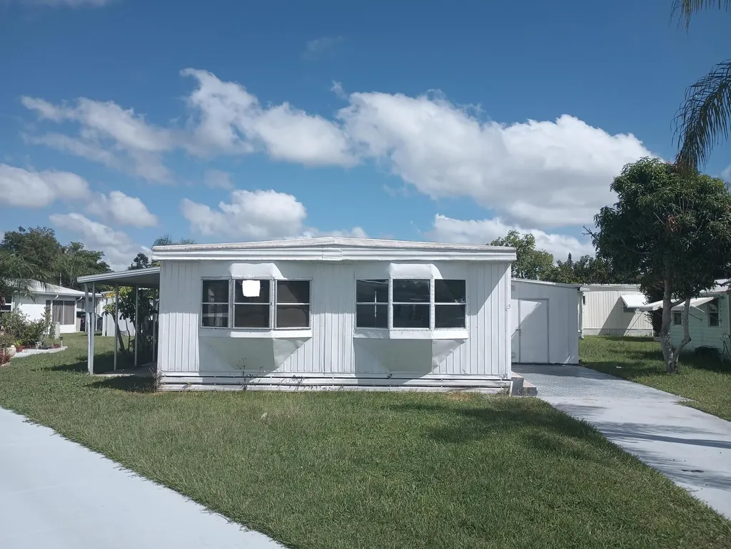 5 Florencia Lane Port St Lucie FL 34952