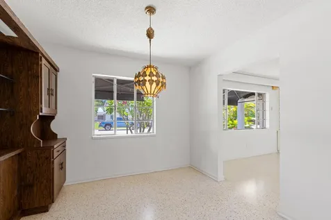 1725 N Lakeside Drive Lake Worth Beach FL 33460