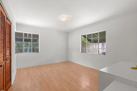 1725 N Lakeside Drive Lake Worth Beach FL 33460