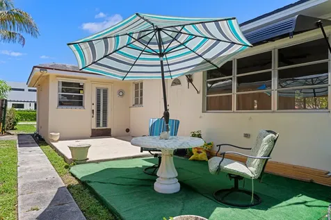 1725 N Lakeside Drive Lake Worth Beach FL 33460