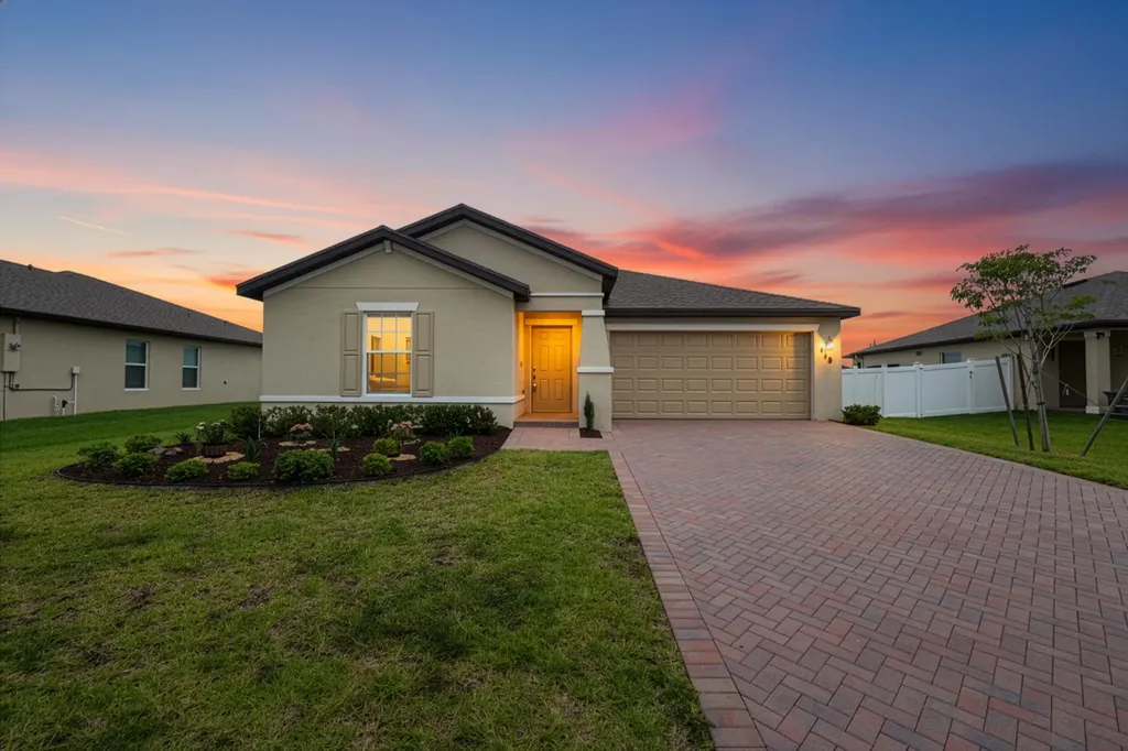 988 Bent Creek Drive Fort Pierce FL 34947