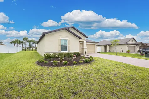 988 Bent Creek Drive Fort Pierce FL 34947