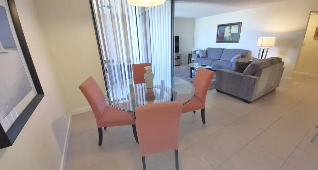 450 Egret Circle Delray Beach FL 33444