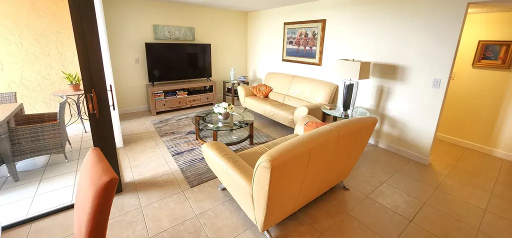450 Egret Circle Delray Beach FL 33444