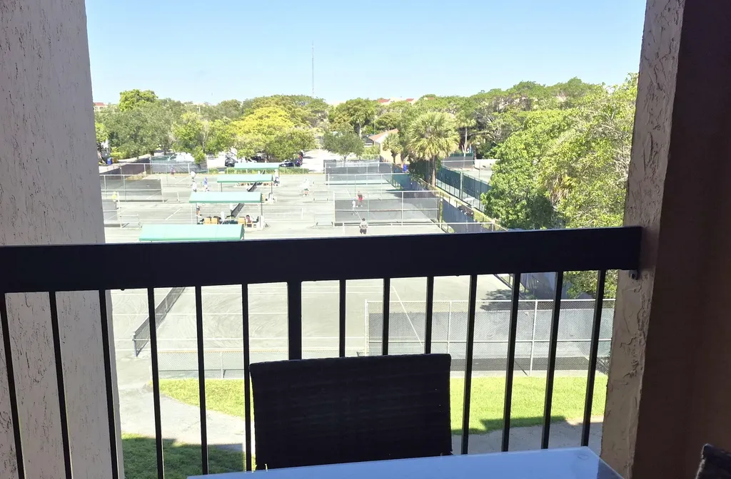450 Egret Circle Delray Beach FL 33444
