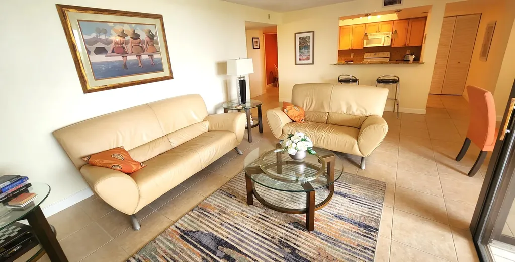 450 Egret Circle Delray Beach FL 33444