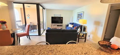 450 Egret Circle Delray Beach FL 33444