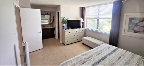 450 Egret Circle Delray Beach FL 33444