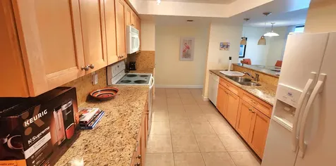 450 Egret Circle Delray Beach FL 33444