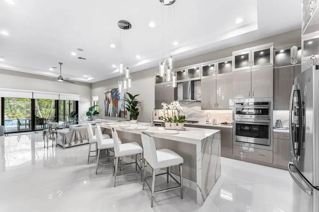 13042 Artisan Circle Palm Beach Gardens FL 33418
