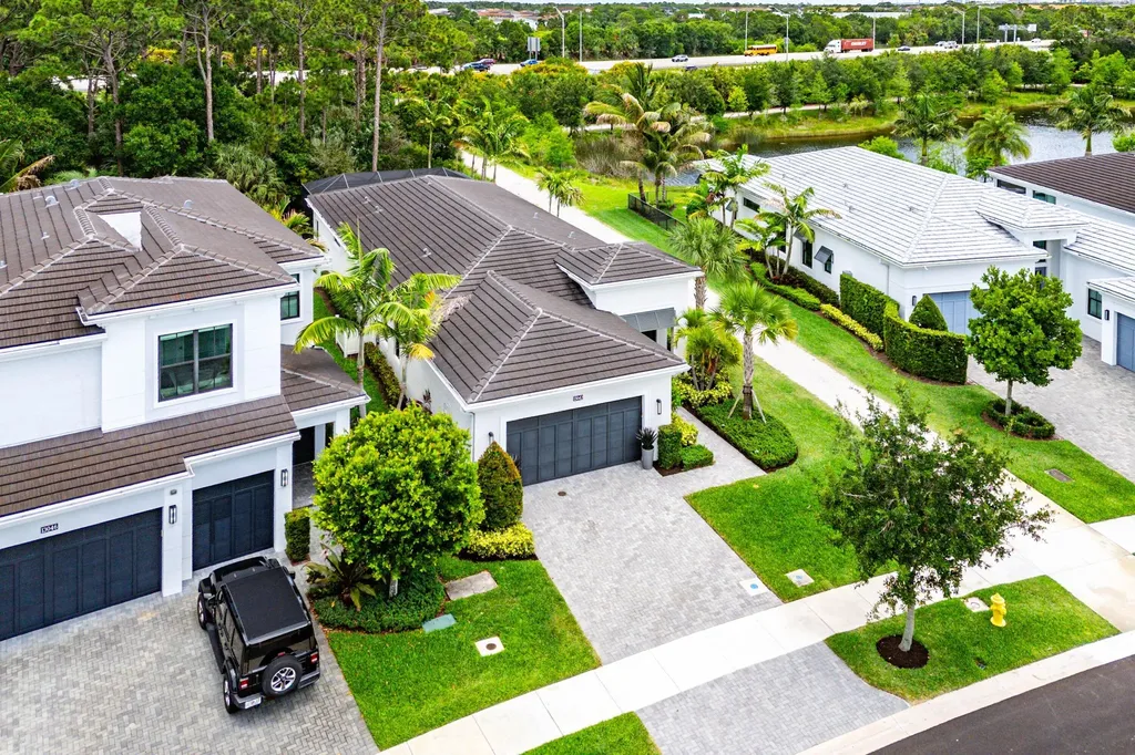 13042 Artisan Circle Palm Beach Gardens FL 33418