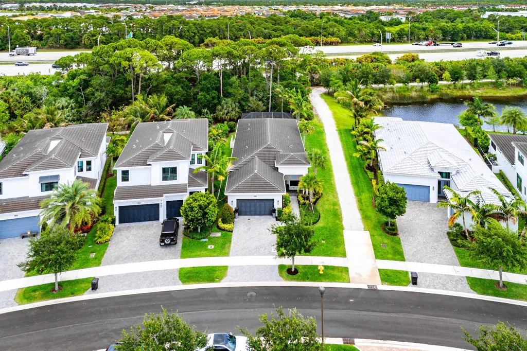 13042 Artisan Circle Palm Beach Gardens FL 33418