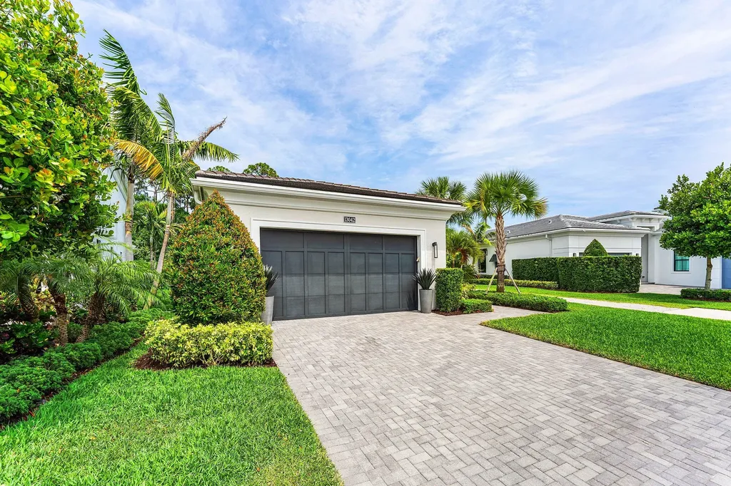 13042 Artisan Circle Palm Beach Gardens FL 33418