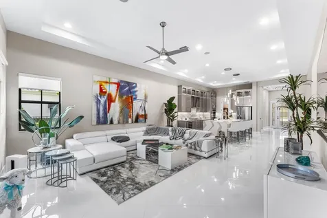 13042 Artisan Circle Palm Beach Gardens FL 33418