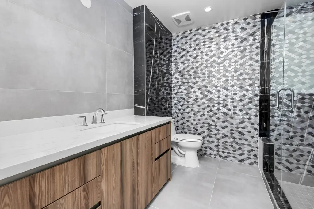 495 E Royal Palm Road Boca Raton FL 33432