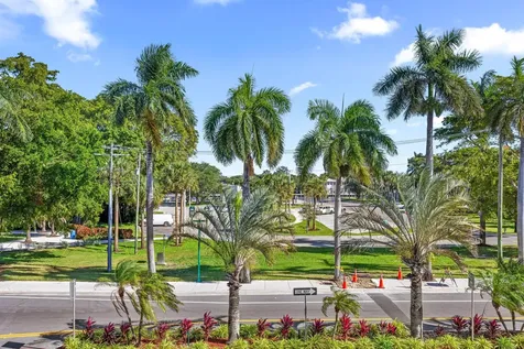 495 E Royal Palm Road Boca Raton FL 33432