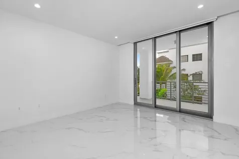 495 E Royal Palm Road Boca Raton FL 33432