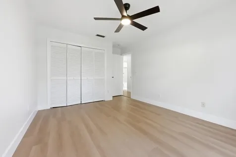 7710 NW 87th Avenue Tamarac FL 33321