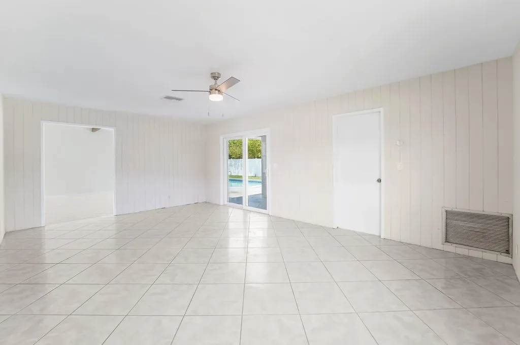 5066 NW 3rd Avenue Boca Raton FL 33431