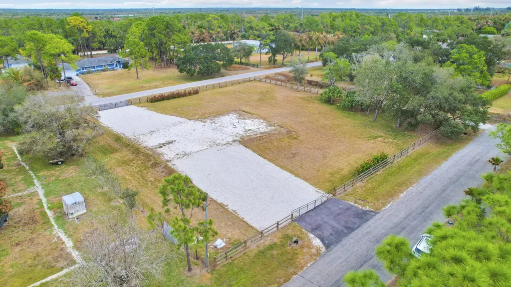 15743 99th Street N West Palm Beach FL 33412