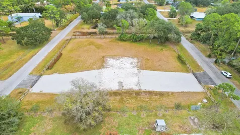 15743 99th Street N West Palm Beach FL 33412