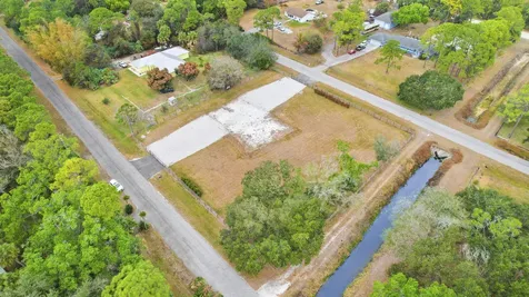 15743 99th Street N West Palm Beach FL 33412