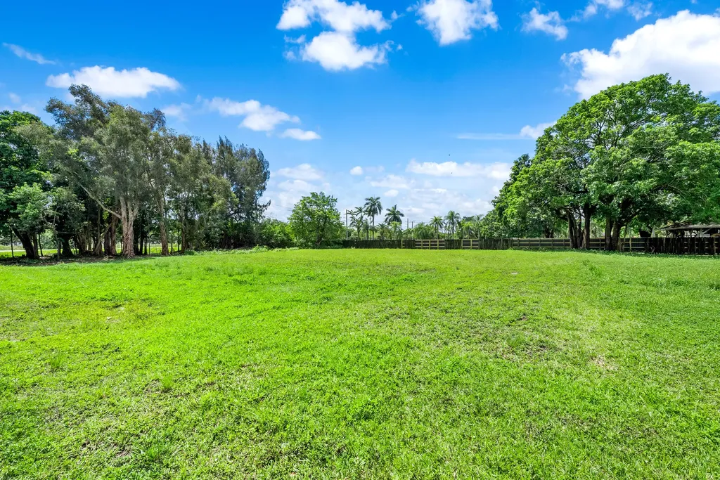 11200 NW 14th Street Plantation FL 33323
