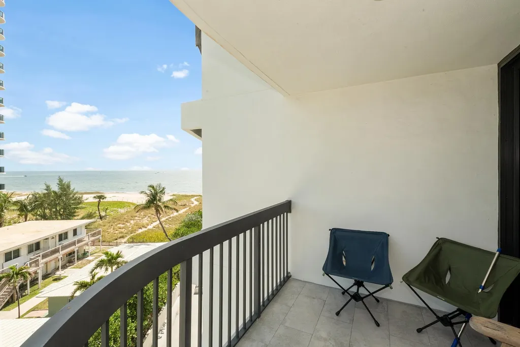812 N Ocean Boulevard Pompano Beach FL 33062