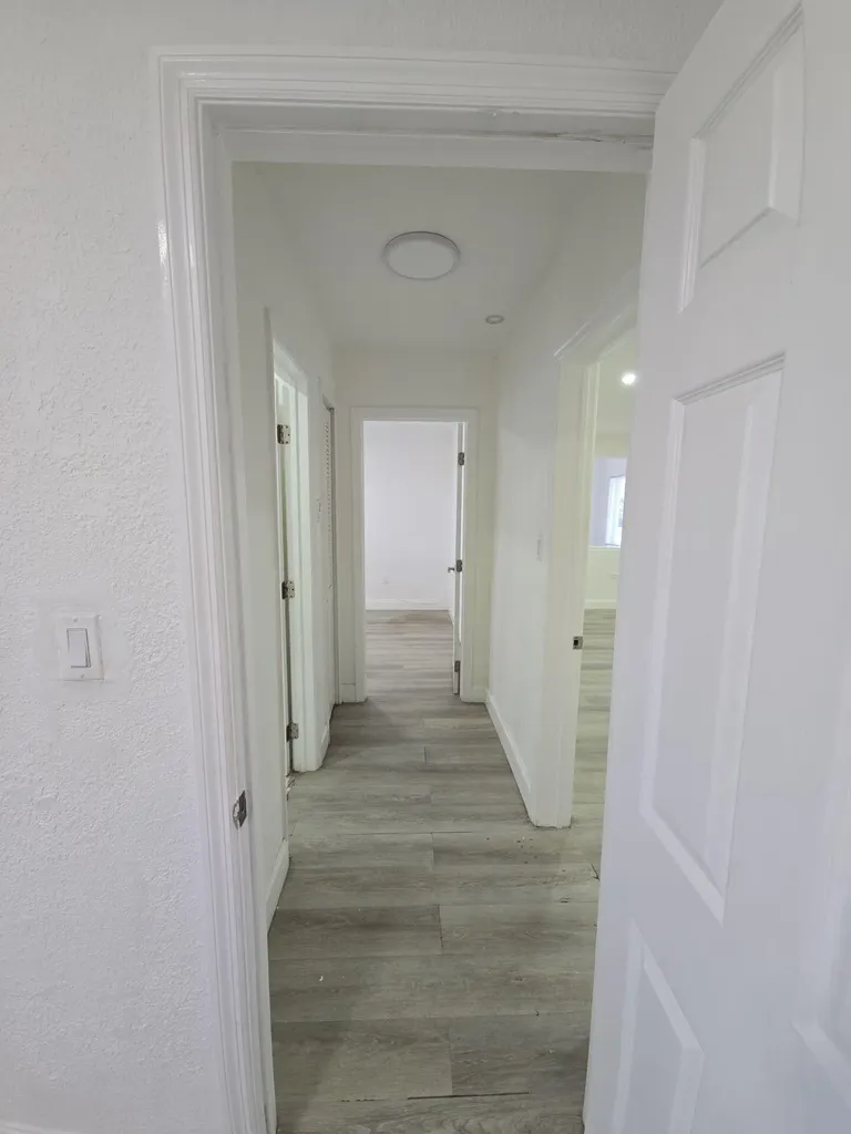 4819 SW 22nd Street West Park FL 33023