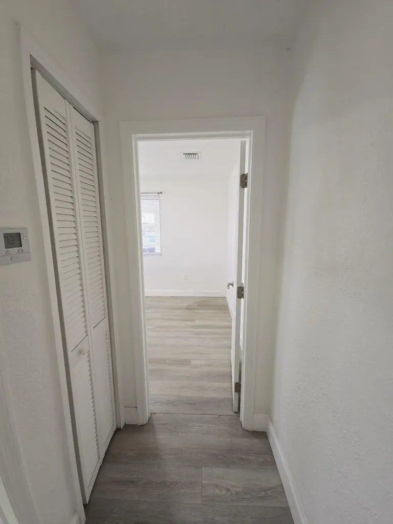 4819 SW 22nd Street West Park FL 33023