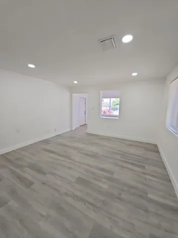 4819 SW 22nd Street West Park FL 33023