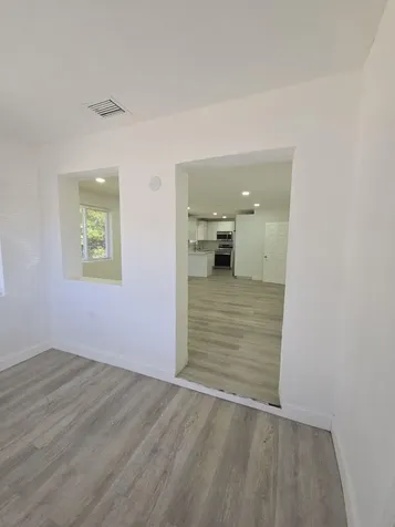 4819 SW 22nd Street West Park FL 33023