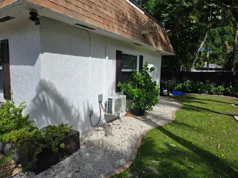 1300 NW 4th Avenue Fort Lauderdale FL 33311