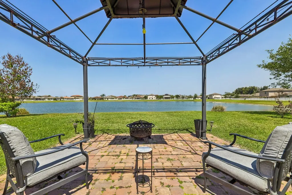 923 Bent Creek Drive Fort Pierce FL 34947