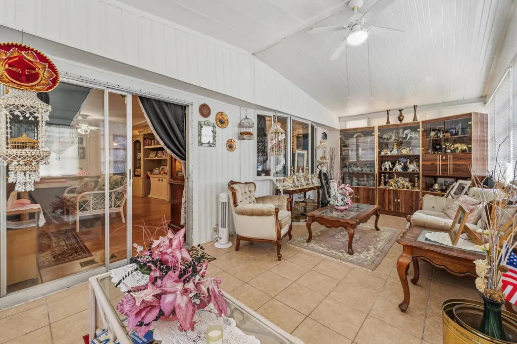 5420 SW Hiacinth Court Fort Lauderdale FL 33312