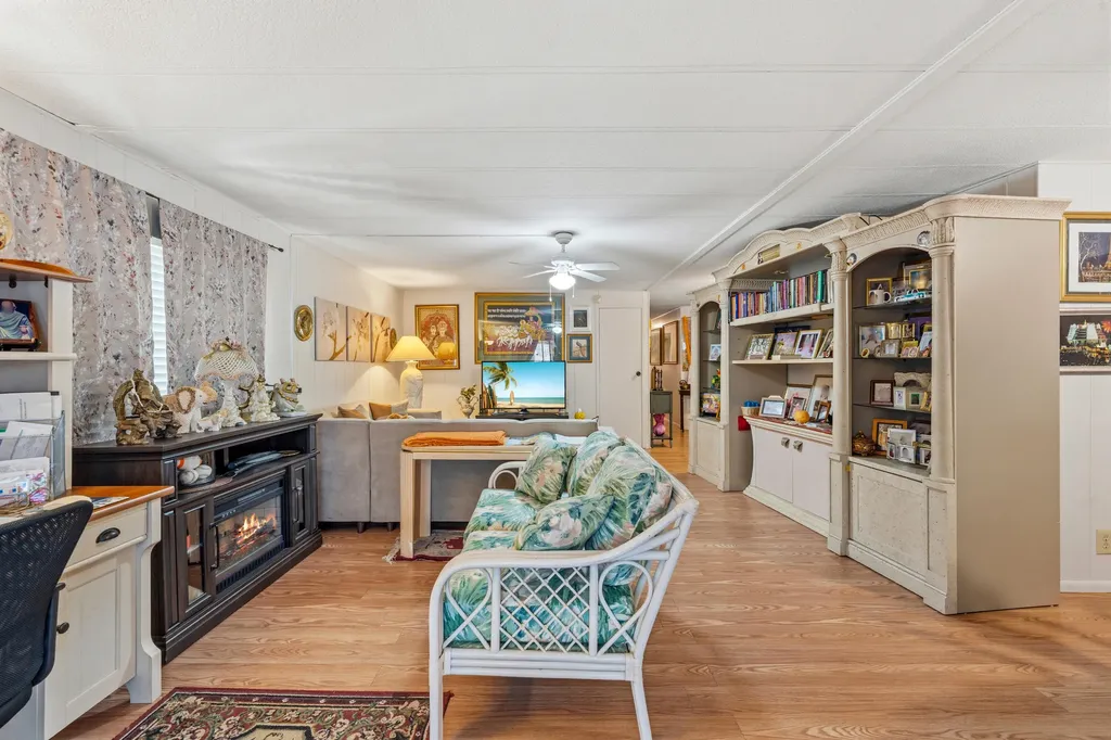 5420 SW Hiacinth Court Fort Lauderdale FL 33312