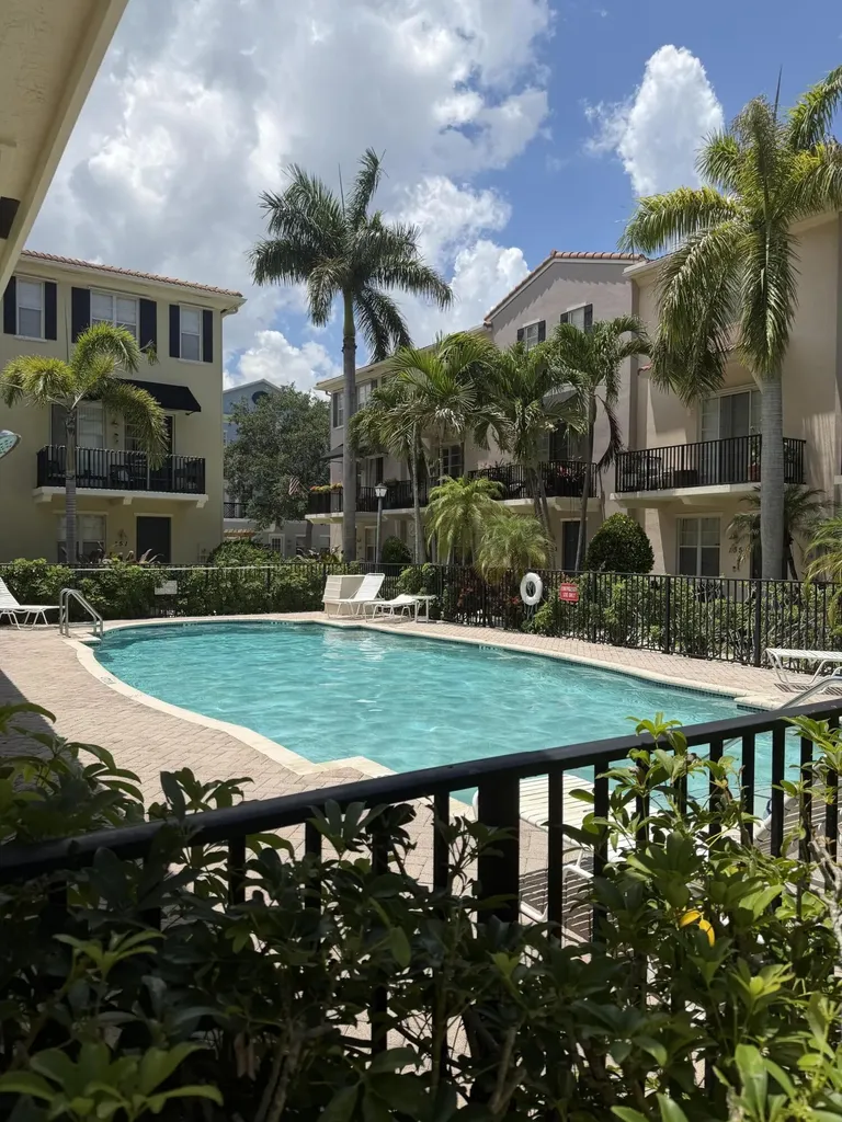132 Greenwich Circle Jupiter FL 33458