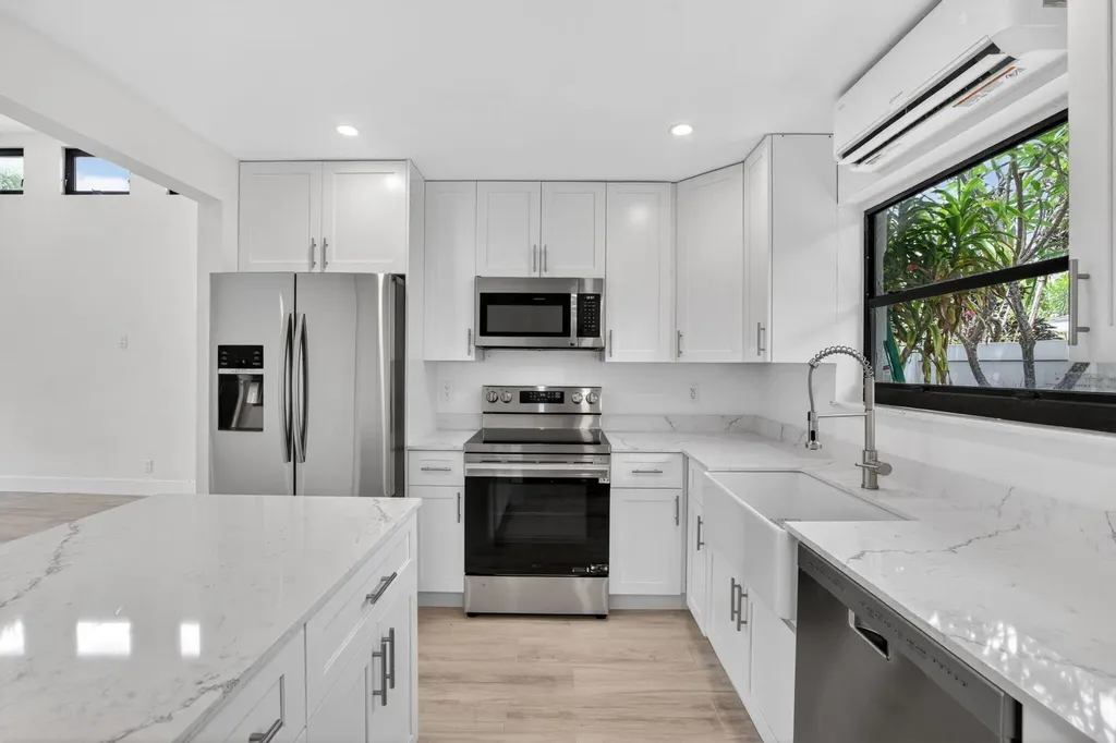 1403 NE 13th Street Fort Lauderdale FL 33304