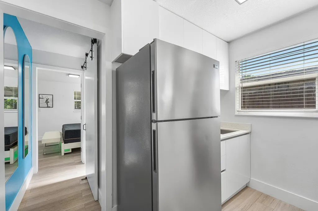 1545 NE 32nd Street Oakland Park FL 33334