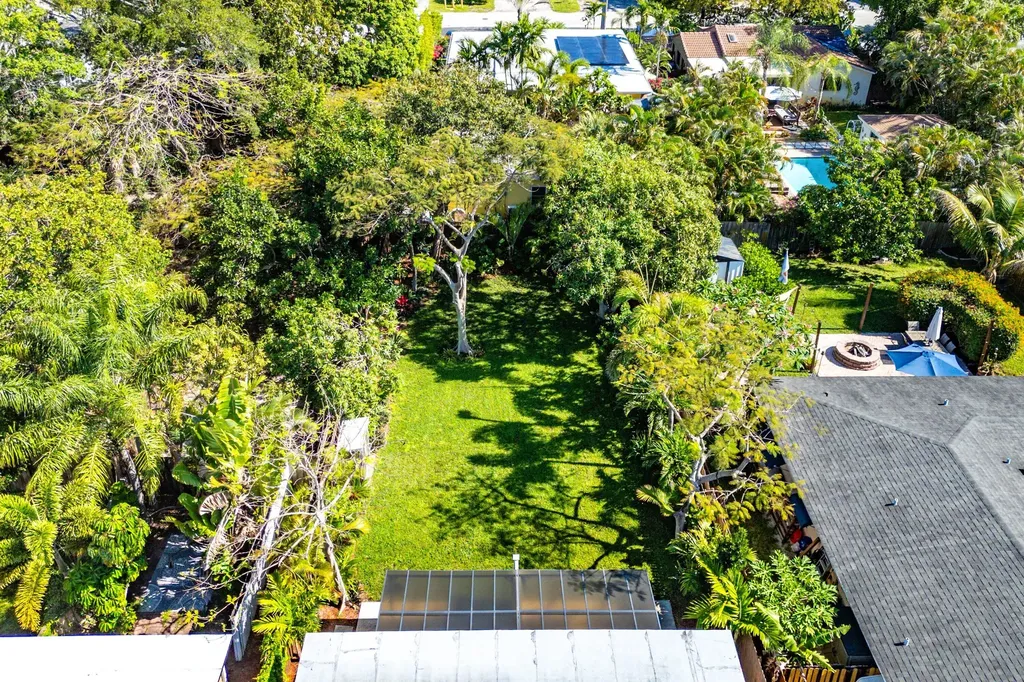 1545 NE 32nd Street Oakland Park FL 33334