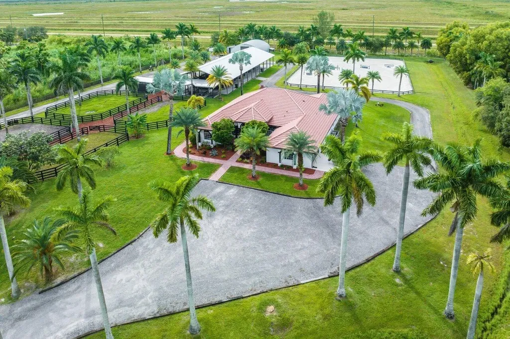 2587 Skipiks Way Wellington FL 33470