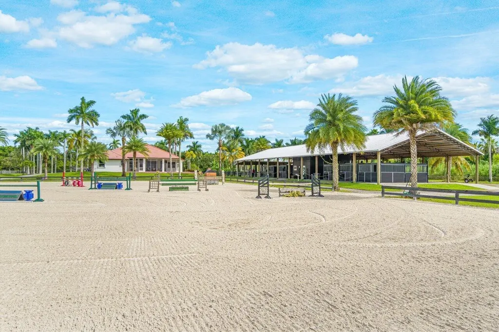 2587 Skipiks Way Wellington FL 33470