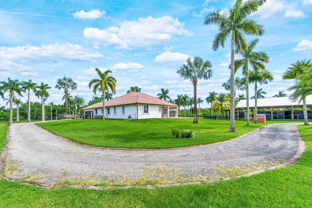 2587 Skipiks Way Wellington FL 33470