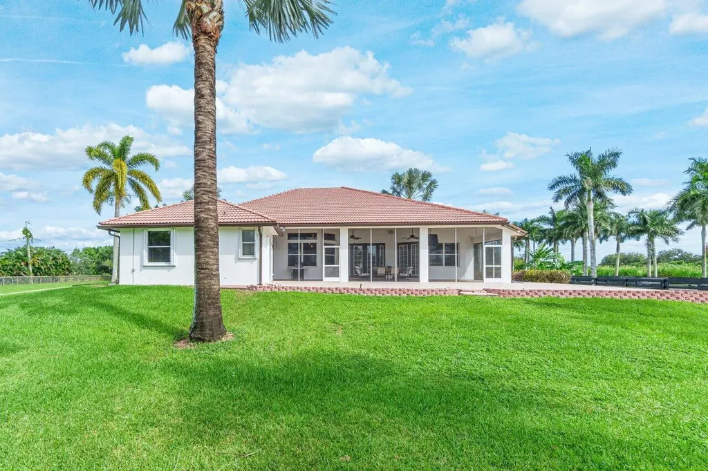2587 Skipiks Way Wellington FL 33470