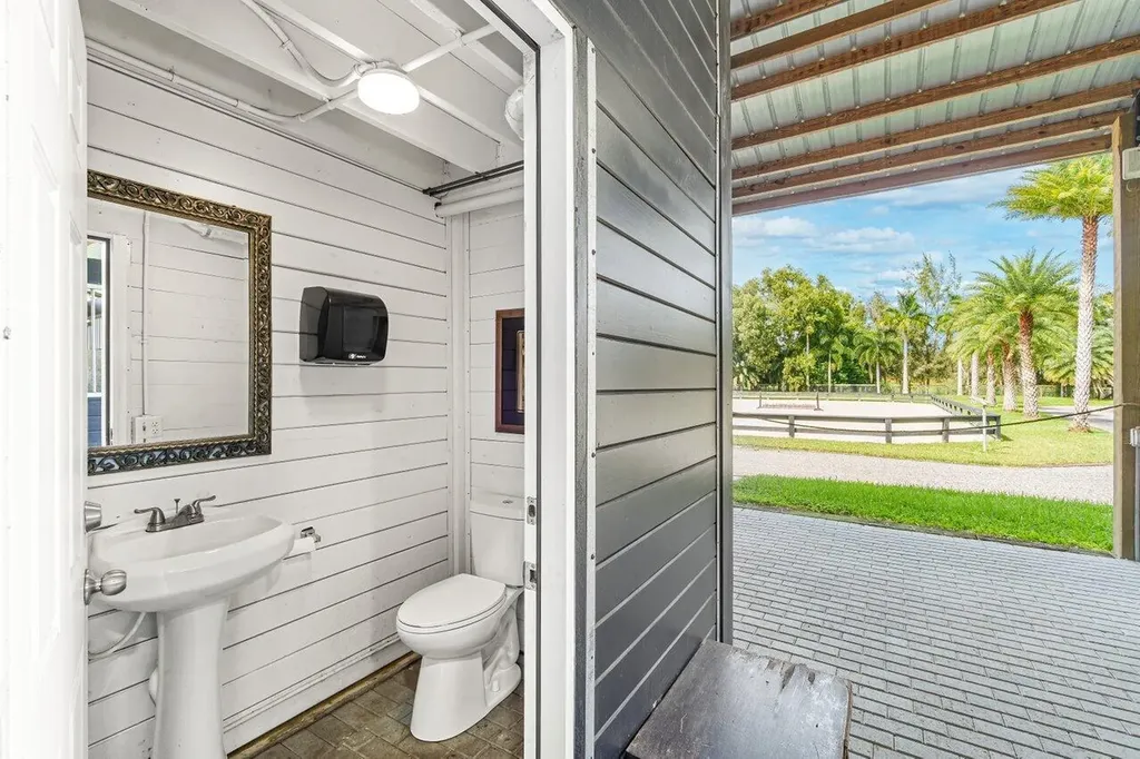 2587 Skipiks Way Wellington FL 33470