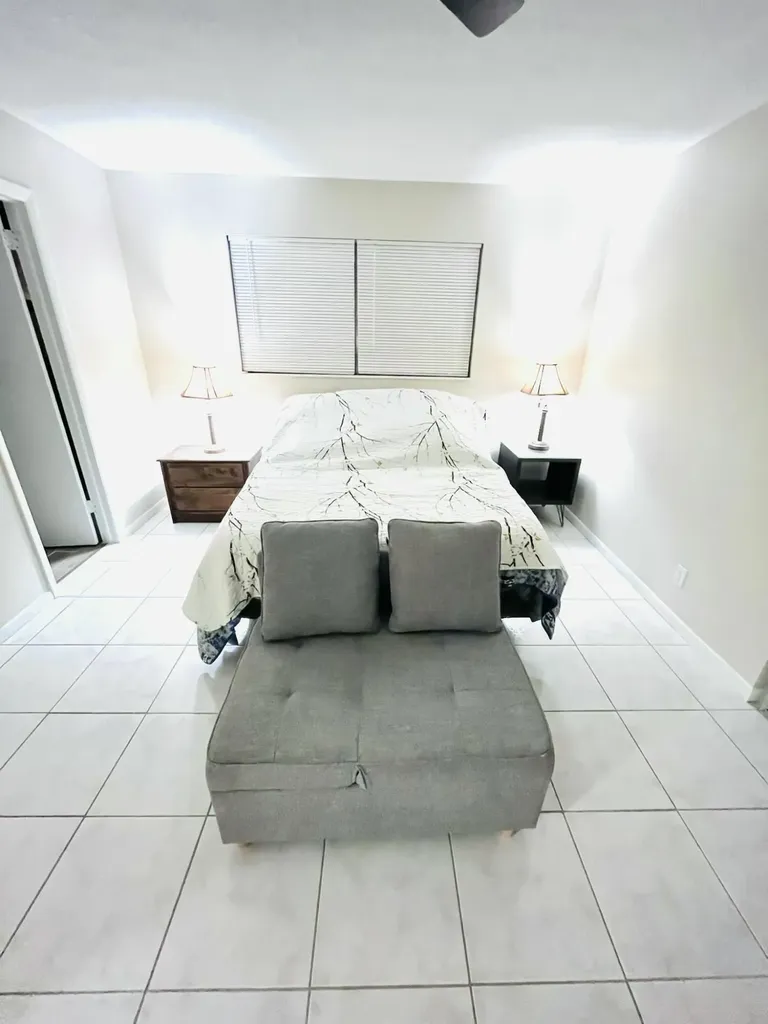 188 Cambridge H West Palm Beach FL 33417